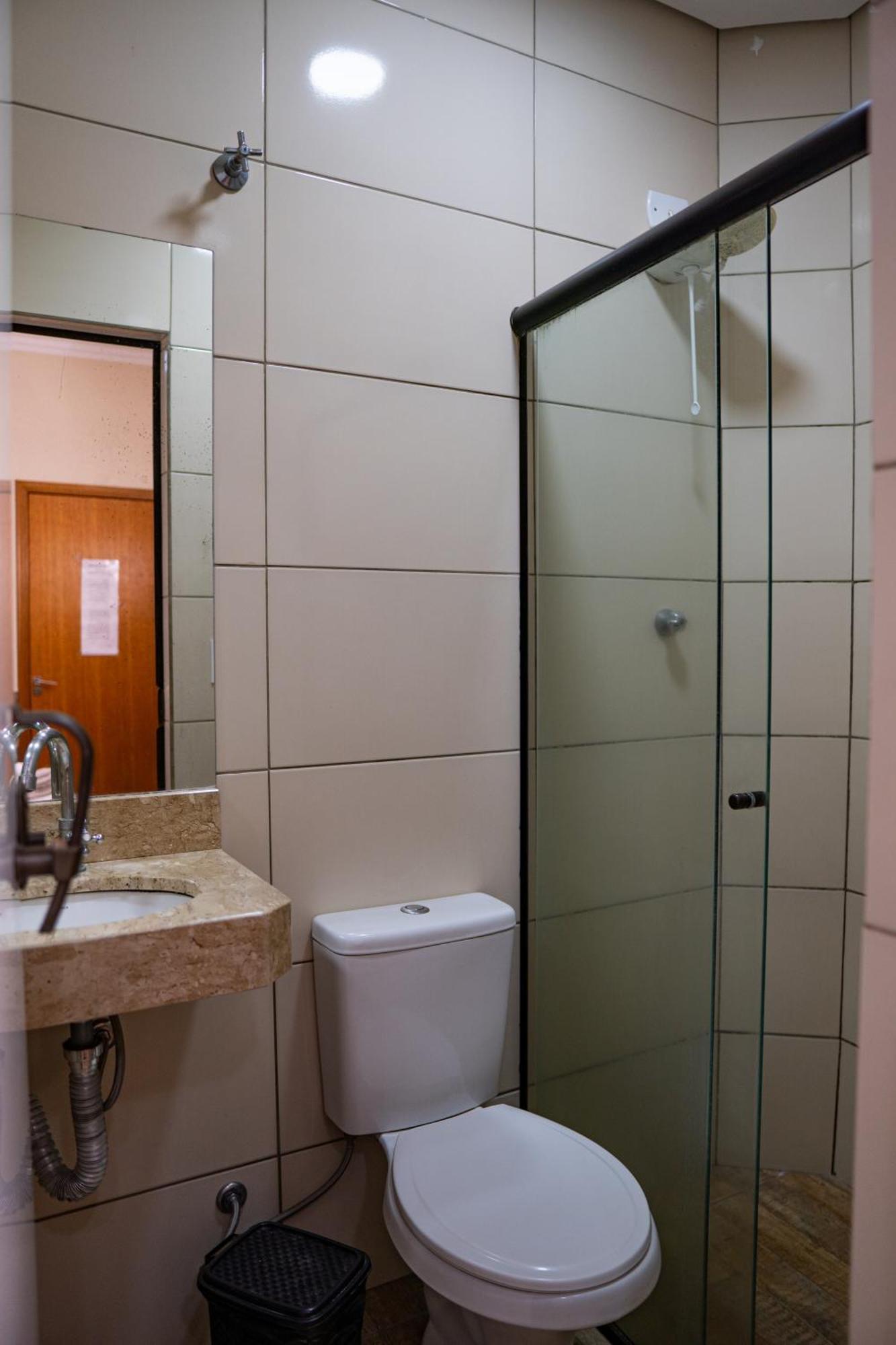 Hotel Nixon Proximo, Rodoviaria, Prefeitura E A Matriz Central Itai  Luaran gambar