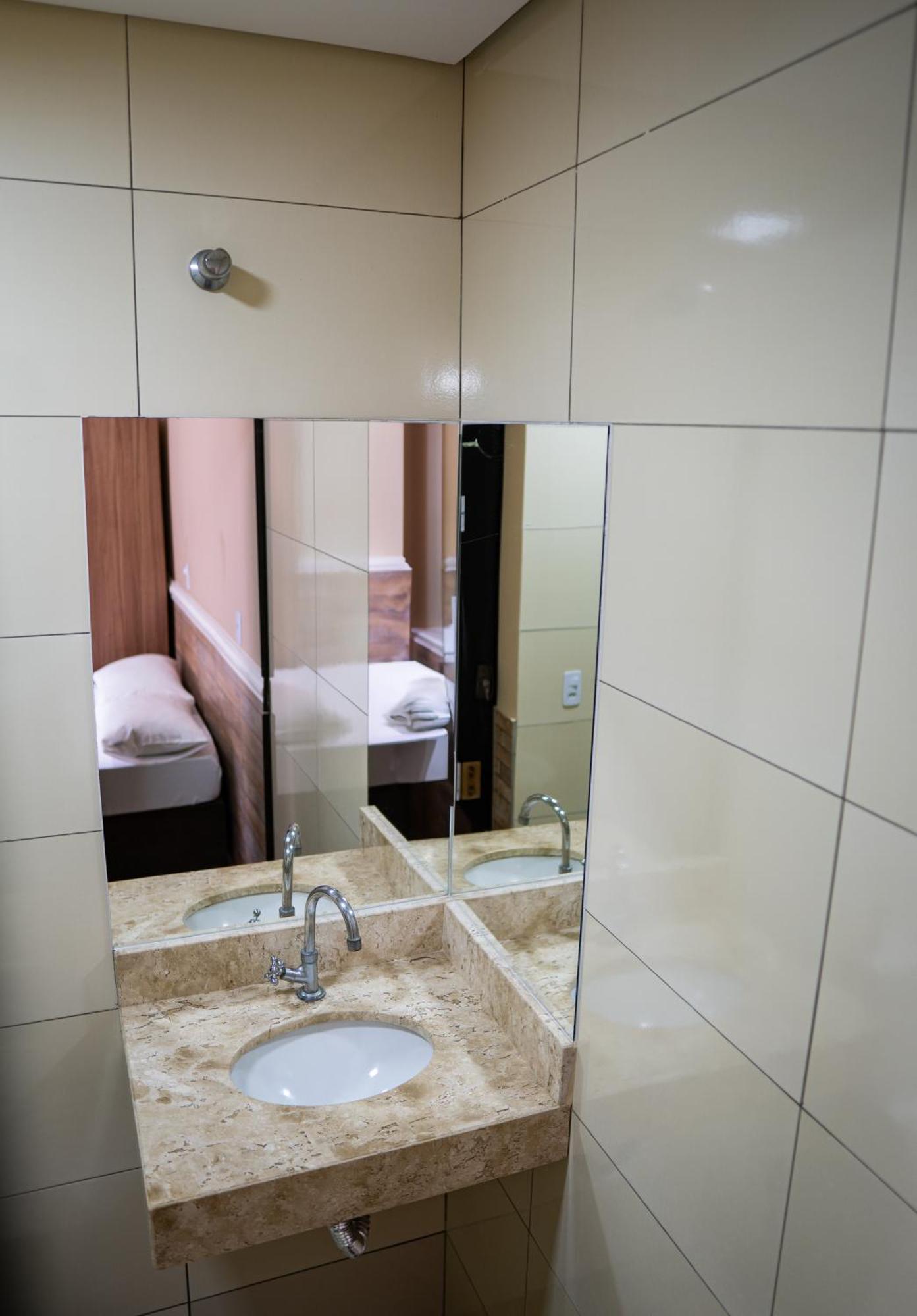 Hotel Nixon Proximo, Rodoviaria, Prefeitura E A Matriz Central Itai  Luaran gambar